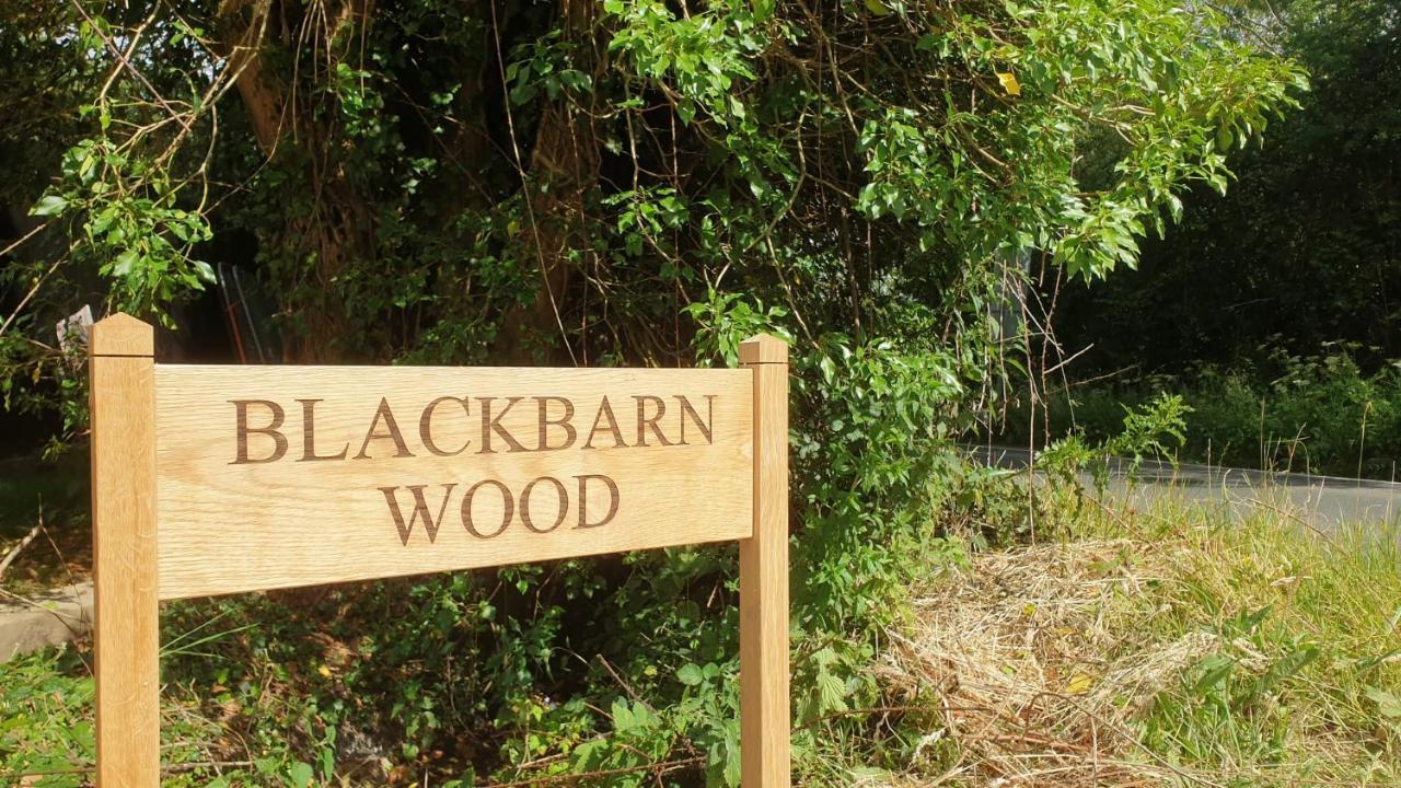 Finest Retreats - Blackbarn Wood Balsham Exterior foto